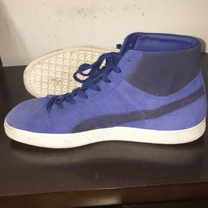 Blue high top puma